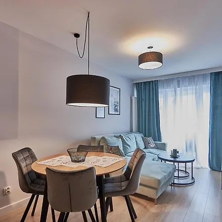 - Sun Towers 90 Apartment