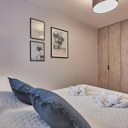 公寓 - Sun Towers 90 斯维诺乌伊希切