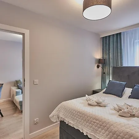 - Sun Towers 90 * 斯维诺乌伊希切