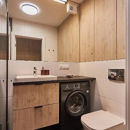 - Sun Towers 90 Apartment *